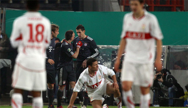 http://www.spox.com/de/1012/bilder/bayern-stuttgart-2.jpg