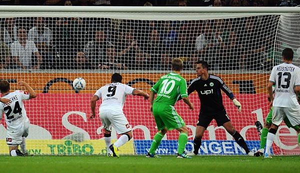 http://www.spox.com/de/1108/Bilder/gladbach-wolfsburg-600-3.jpg