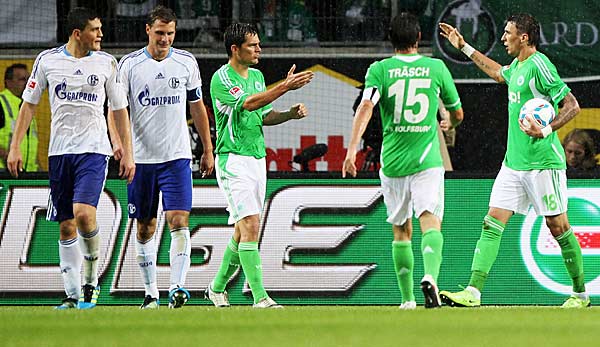 http://www.spox.com/de/1109/Bilder/wolfsburg-schalke-600-2.jpg