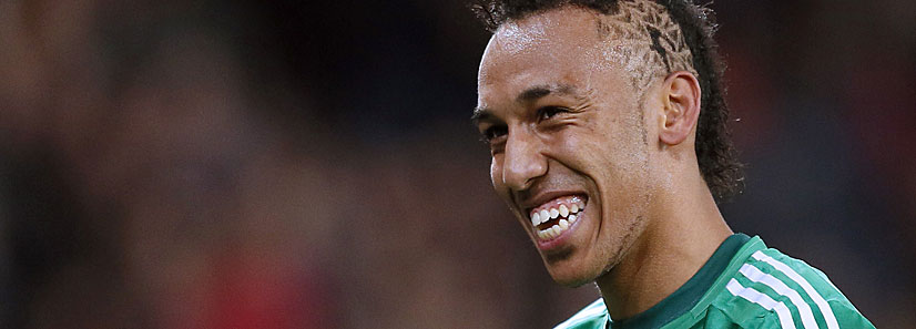 aubameyang-lacht-826.jpg