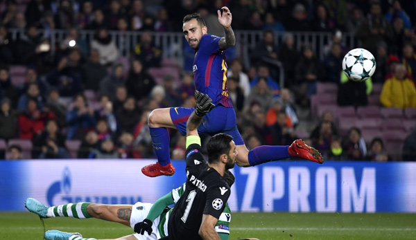   Alcacer in action in front class against Sporting. "Title =" Alcacer in action in front class against Sporting. "/> 

<p> © getty </p>
</div>
</figure>
</aside>
<h2>  BVB goal Alcacer: good finish, variable offense </h2>
<p>  Not only to conclude where Alcacer regularly finds the necessary space, but also when he opens open spaces for his teammates, Alcacer orientates himself very quickly [239] With the variable and variable Marco Reus, Jadon Sancho, Christian Pulisic and Maximilian Philipp, there is a lot of potential for castling and rapid change of position because the center forward Alcacer in an inverted fiancé of sy </p>
<p>  This can also be a factor in his ability to score: Alcacer often unleashes the Ver and then returns with the speed back in the penalty area. It compensates for at least some of his physical inferiority and provides for enemy defense lines for allocation problems. He is out of the way because he is not right and also likes to hit in. Overall, the loan of Alcacer will be a win for players and clubs w Ace: The BVB will get a team player with good goals. </p>
<p>  What Alcacer does not necessarily bring is creativity or great danger by dribbling. He is a fair attacker with a good passing and outstanding feeling of free space, with impeccable ball acceptance and completion. Miracles can not be expected from him because of the price of 100 million euros. </p>
<h2>  Paco Alcacer is a relative </h2>
<p>  However, it is doubtful how long Alcacer needs to adapt. Not necessarily playful, but it fits well with the football shown in the preparation, but more in terms of cultural and climate change. Barca Alcacer needs some startup time, at BVB he has less time to borrow. </p>
<p>  In Dortmund he would also be divorced from his family. After losing his father at the age of 17, the introvert attacker maintained a very close relationship with his brother and mother: "They give me my strength in the field." The same goes for her girlfriend Beatriz Viana Lopez and her six-month-old daughter. </p>
<aside class=