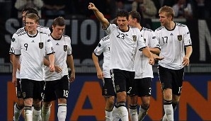 Sieger Gruppe A: Deutschland, 30 Punkte, 34:7 Tore, 10 Siege, 0 Unentschieden, 0 Niederlagen