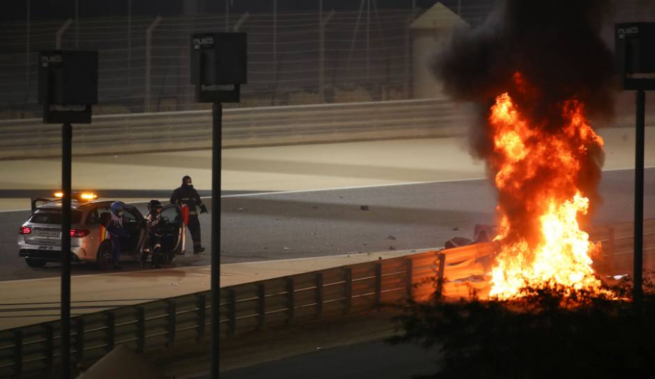 Formel 1: Romain Grosjeans heftiger Crash in Bildern - Seite 1