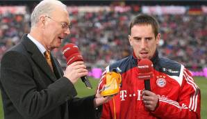 "Stell dir vor, der zieht wirklich mal richtige Fußballschuhe an." (über Franck Ribery, als dieser rosarote Fußballschuhe trug)