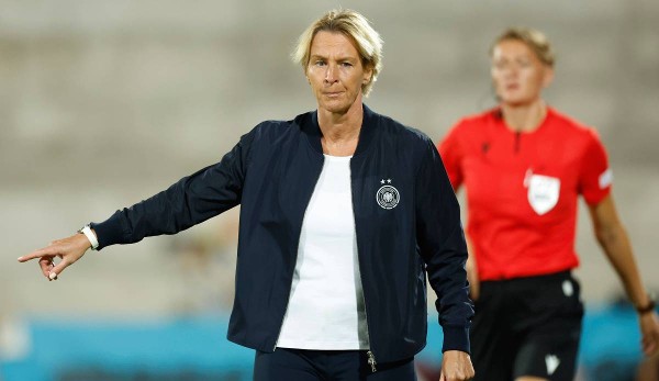 Bundestrainerin Martina Voss-Tecklenburg verlängerte ihren Vertrag kürzlich bis 2025.
