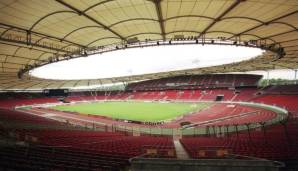 Die Mercedes-Benz-Arena in Stuttgart hatte über die Jahren hinweg schon etliche Namen - lange natürlich Neckarstadion. Den letzten großen Umbau gab es von 2009 bis 2011, den alten Charme hat das Stadion aber nie verloren.