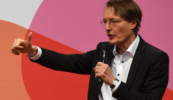 SPD-Politiker Karl Lauterbach: Streit mit Bayern-Coach ...