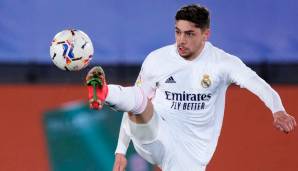 Rekordmeister FC Bayern München soll nach wie vor grundsätzliches Interesse an einer Verpflichtung von Real Madrids Mittelfeldspieler Federico Valverde zeigen.