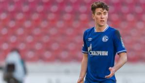 MATTHEW HOPPE: 2019 wechselte der gebürtige US-Amerikaner aus der Barca Academy in Arizona zu Schalke und spielte sich bis zu den Profis hoch, wo er 25 Spiele machte und ihm sechs Tore gelangen. 2021 dann für 3,5 Millionen Euro an RCD Mallorca verkauft.