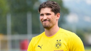 Gregor Kobel ist auch in diesem Jahr die Nummer eins im Tor des BVB.