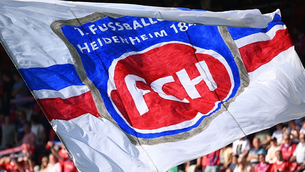 Das Spiel des 1. FC Heidenheim in der Conference überträgt RTL heute im kostenpflichtigen Livestream.