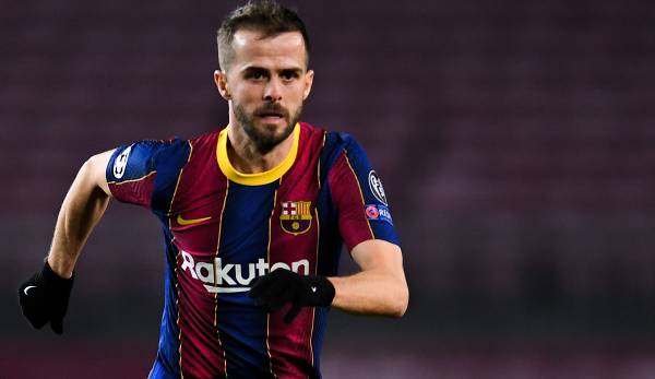 Fc Bayern Munchen News Und Geruchte Fcb Streckt Offenbar Fuhler Nach Miralem Pjanic Aus