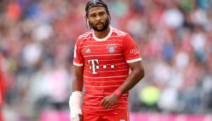 Serge Gnabry ist einer von vier Bayern-Spielern mit bandagierter Hand.