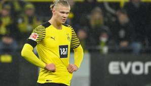 ERLING HAALAND: Nach 45 Minuten nur 11-mal am Ball, 2-mal im Abseits und mit einer großen Chance, als er knapp rechts am Tor vorbeischoss (29.). Toller Schlenzer mit seinem schwächeren Fuß zum 2:2 (47.) - 51. BL-Spiel, 51. BL-Tor. Note: 2,5.