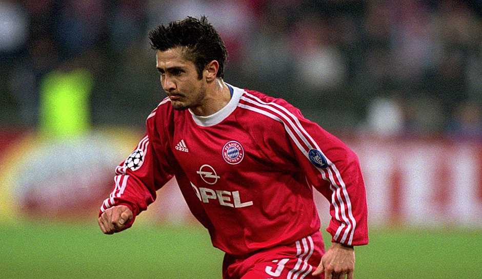 Der UEFA Super Cup 2001: FC Bayern München - FC Liverpool ...