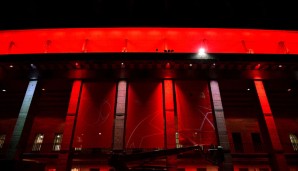 Das Olympiastadion strahlt in den Farben von Union Berlin.