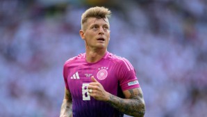 kroos-16002