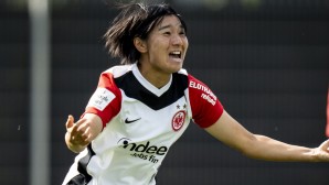 Hattrick, Nachspielzeit, Eintracht Frankfurt, Kantersieg, Tabellenspitze, Fußball der Frauen