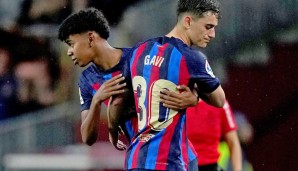 83. Minute bei Barcelonas 4:0 gegen Betis am Samstag: Lamine Yamal (l.) ersetzt Gavi.