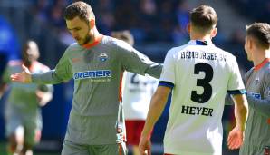 Paderborns Srbeny (l.) feiert sich für sein Tor nach 77 Sekunden - der Anfang vom Ende für den HSV an diesem Samstag.