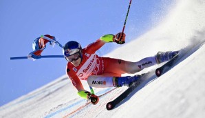 Lokalmatador Marco Odermatt führt den Super-G-Weltcup an.