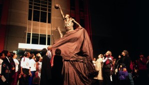 Das Denkmal aller Denkmäler - Michael Jordan vor dem United Center in Chicago