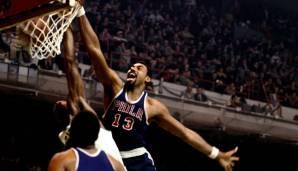 Platz 4: Wilt Chamberlain (1959-1973) - Rekorde, Rekorde, Rekorde! Dafür stand Wilt. Was fehlte, war der Team-Erfolg. Zwei Titel sind viel zu wenig für den dominantesten Spieler aller Zeiten.