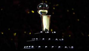 In den NBA-Finals wird um die Larry O'Brien Trophy gekämpft.