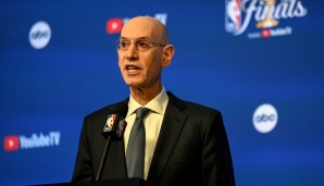 NBA-Commissioner Adam Silver führt durch den diesjährigen Draft.